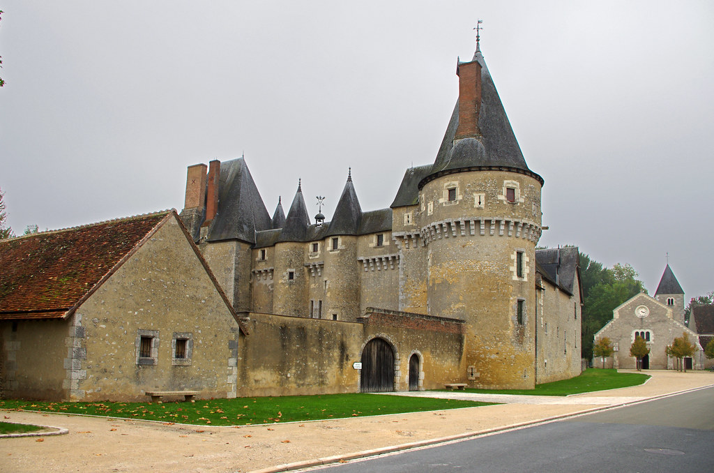 Fougères-sur-Bièvre Castle: A Journey Through Time in the Heart of France