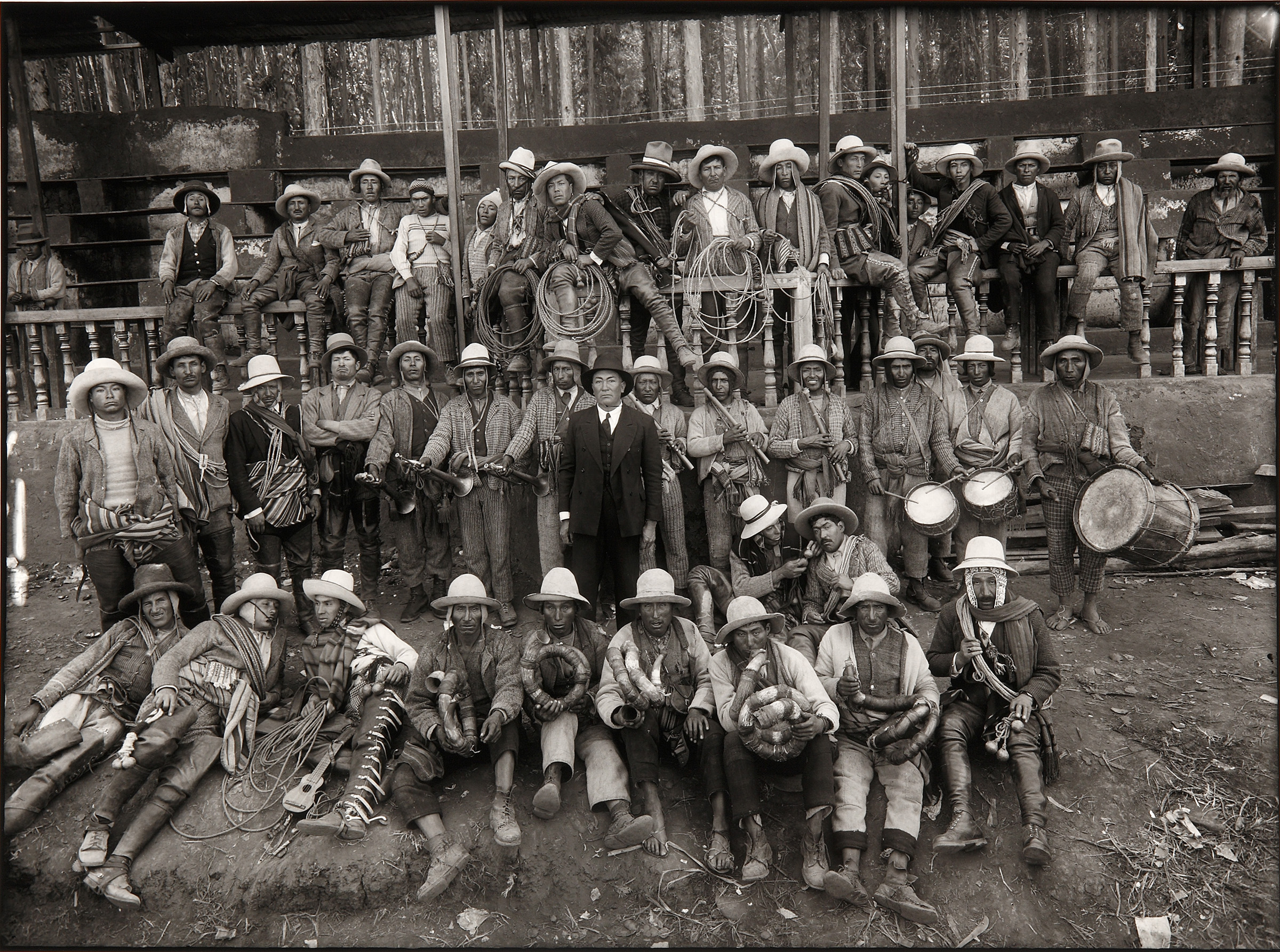 Martín Chambi: Master of Andean Photography and Documentarian of Indigenous Reality